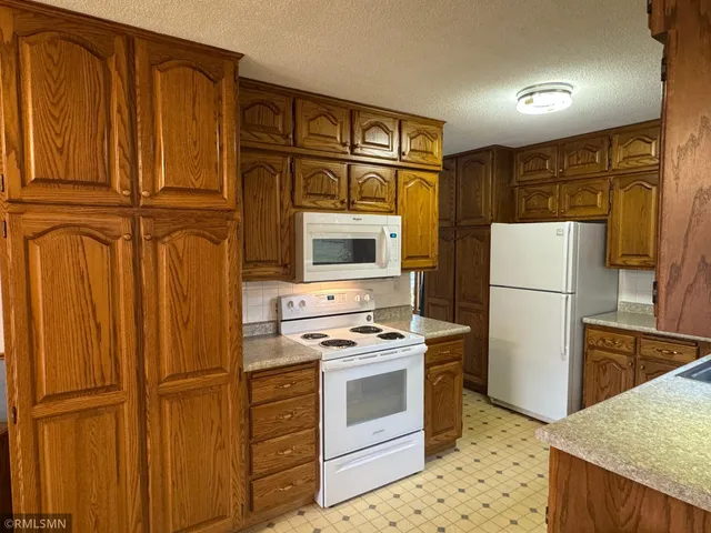 $284,900 | 2238 240th Avenue, Mora, MN 55051