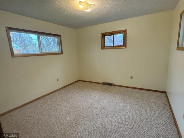 $284,900 | 2238 240th Avenue, Mora, MN 55051