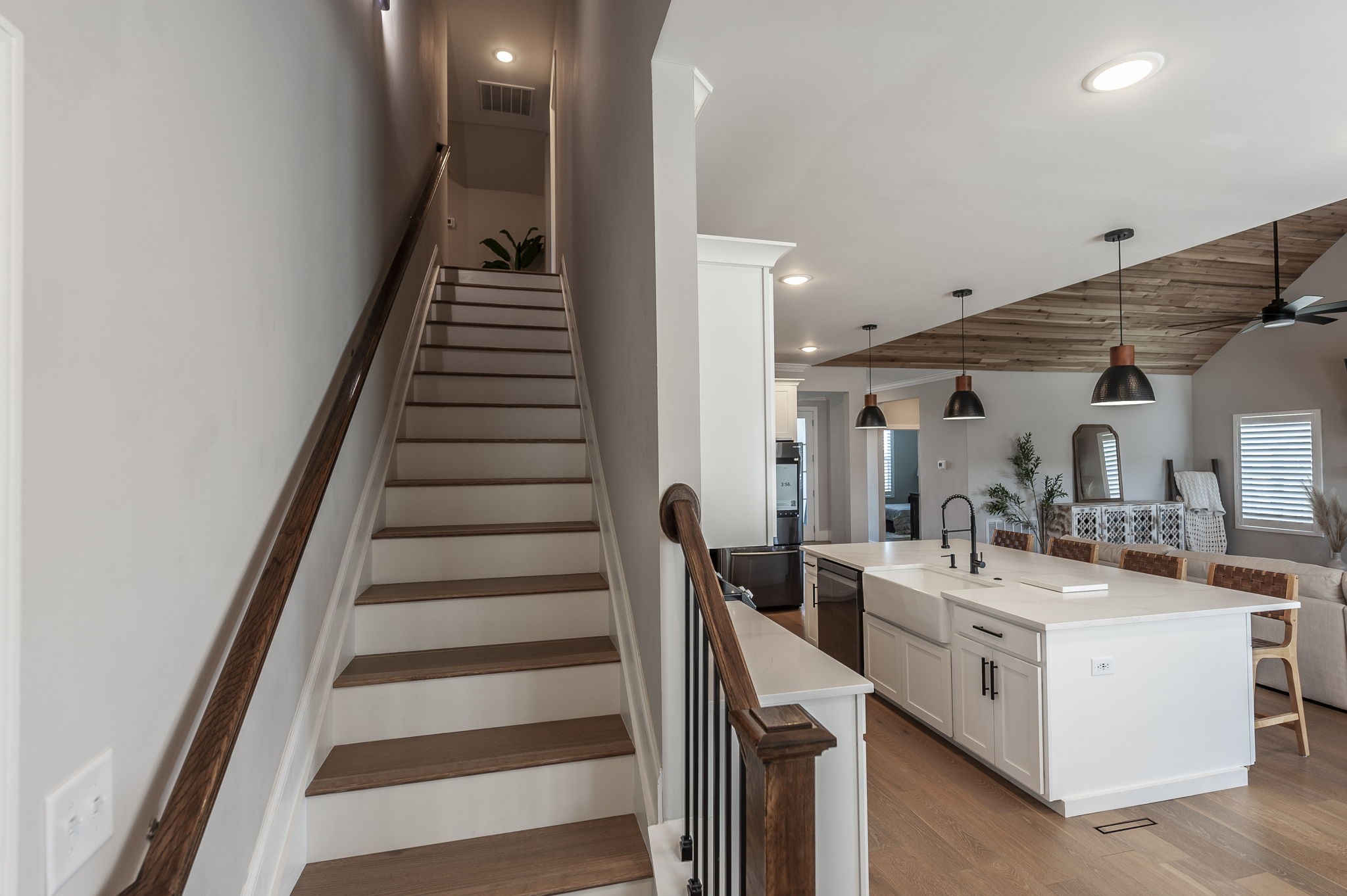 1160 Hearn Hill Road Watertown, TN 37184 - Photo 45 of 91 a view of entryway and hall with wooden floor