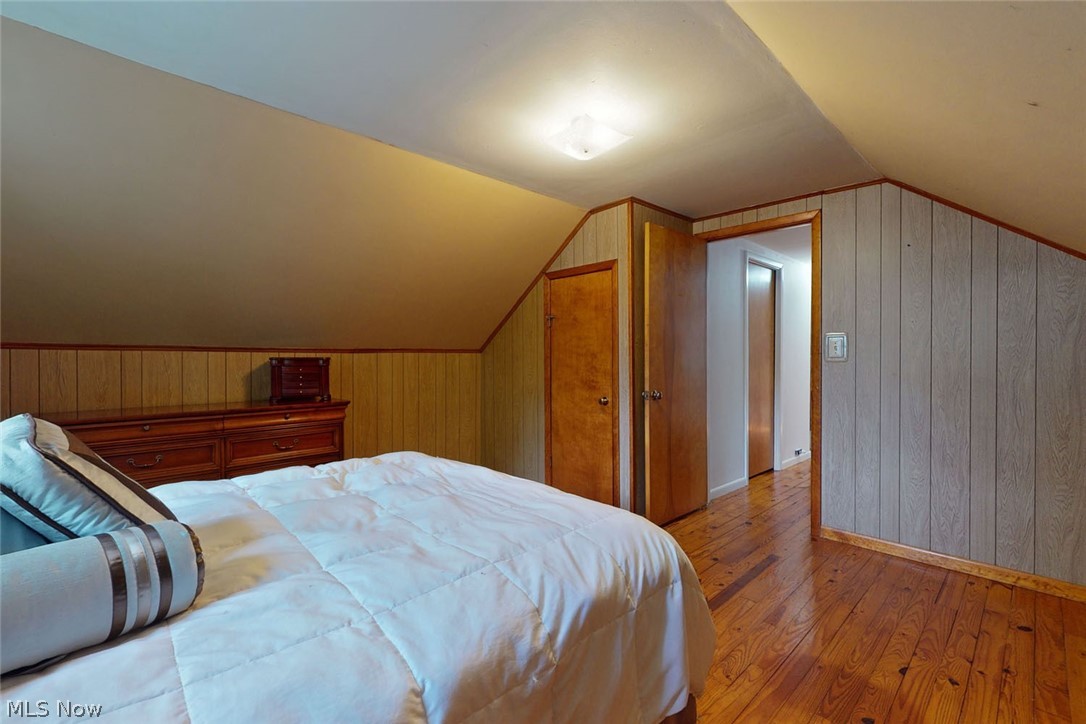 1340 Haverston Road Cleveland, OH 44124 - Photo 20 of 24