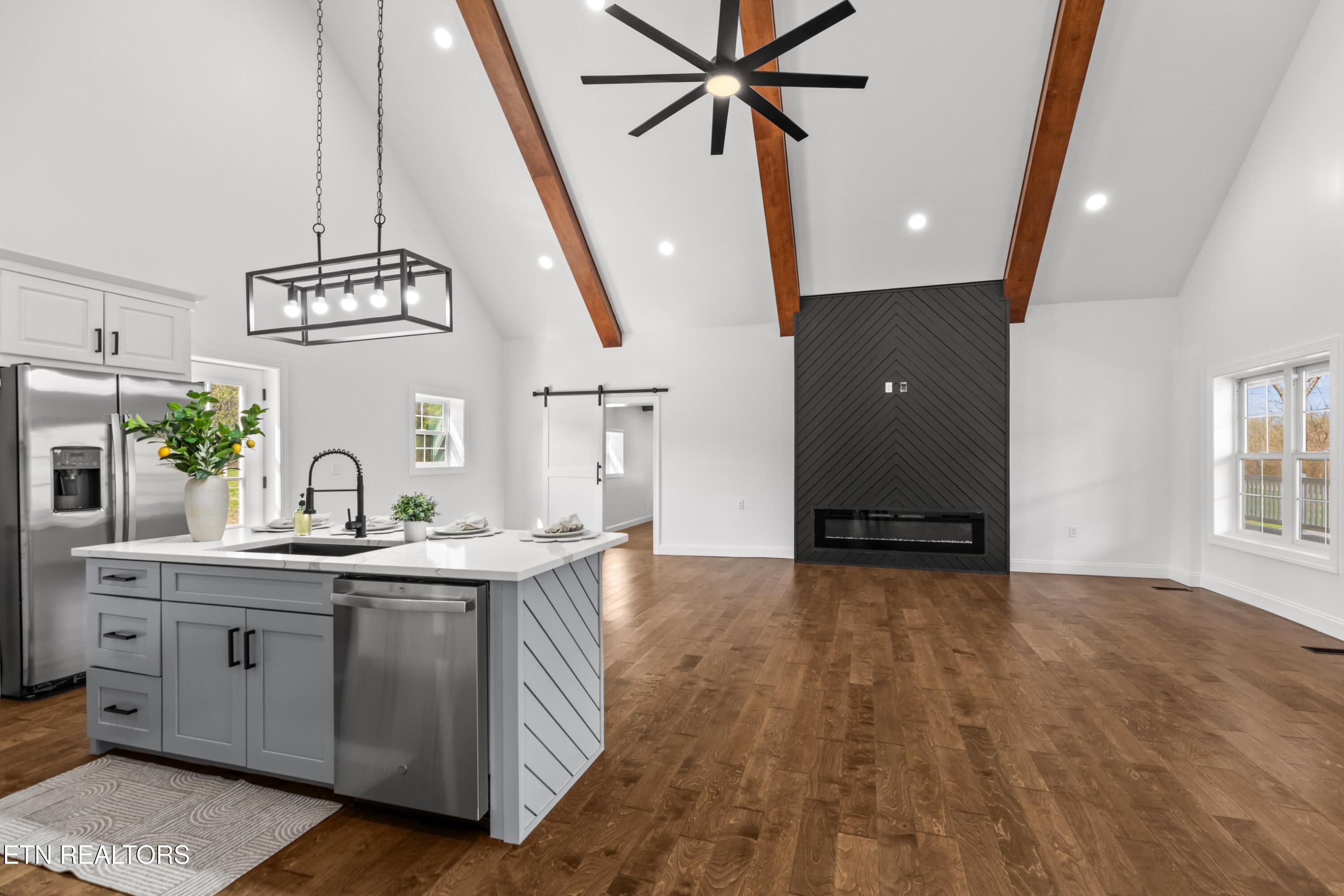 151 Clear Creek Road Newport, TN 37821 - Photo 12 of 35 012-151ClearCreekRoad-Newport-TN-37821-S