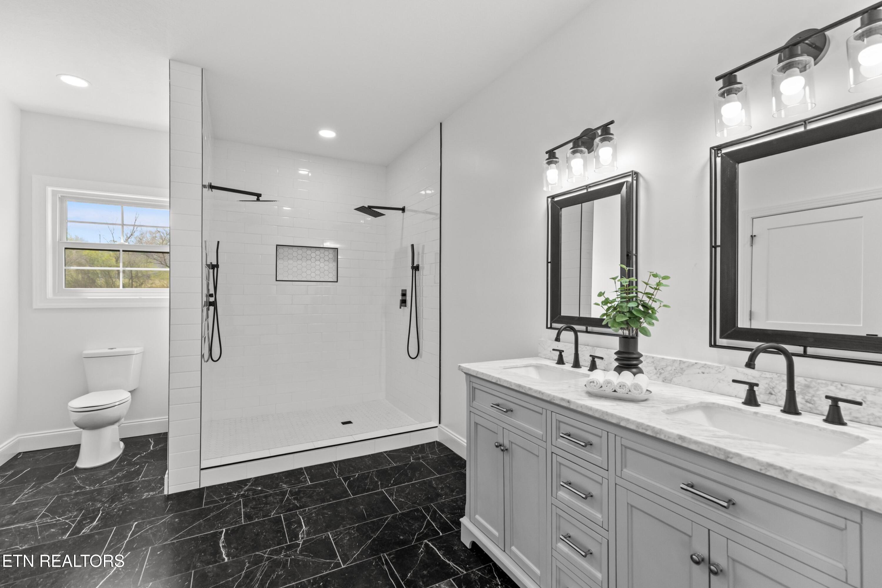 151 Clear Creek Road Newport, TN 37821 - Photo 15 of 35 020-151ClearCreekRoad-Newport-TN-37821-S