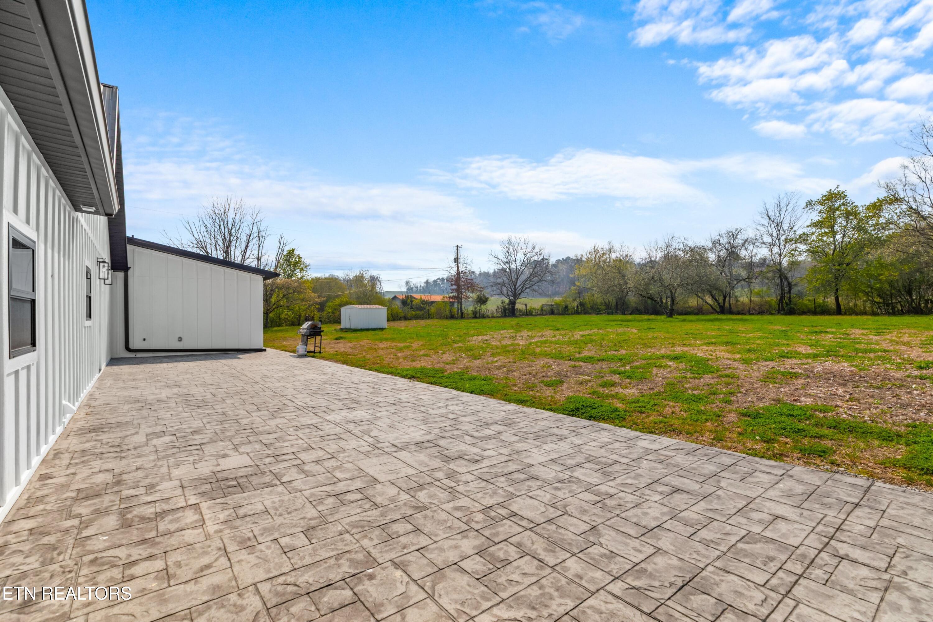 151 Clear Creek Road Newport, TN 37821 - Photo 29 of 35 029-151ClearCreekRoad-Newport-TN-37821-S