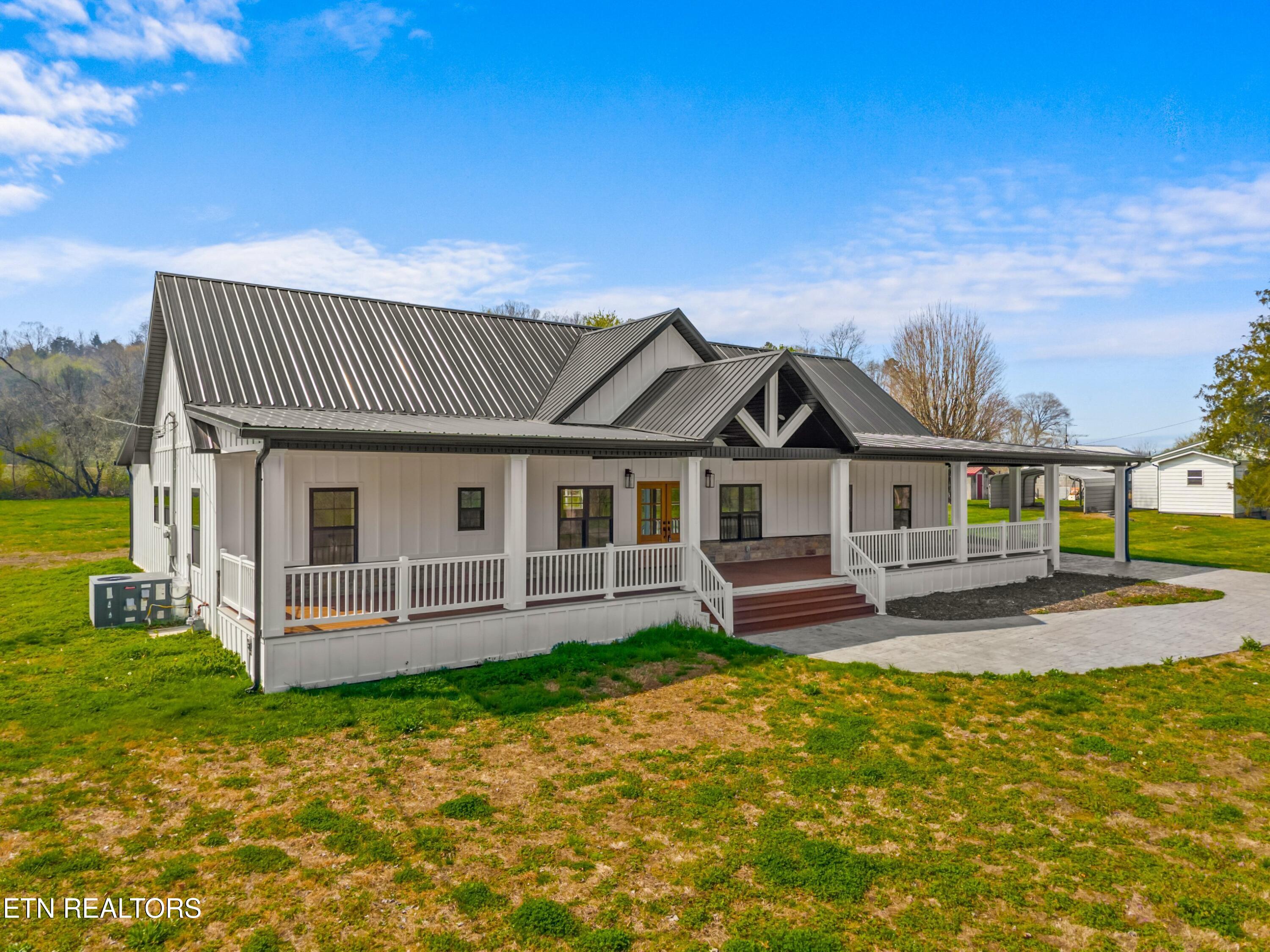 151 Clear Creek Road Newport, TN 37821 - Photo 33 of 35 035-151ClearCreekRoad-Newport-TN-37821-S