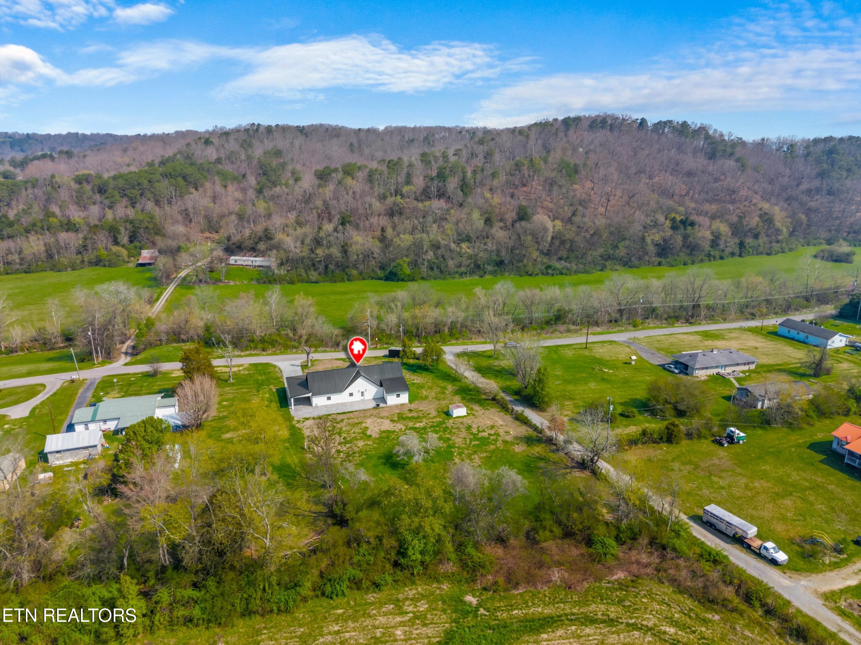 151 Clear Creek Road Newport, TN 37821 - Photo 35 of 35 039-151ClearCreekRoad-Newport-TN-37821-S