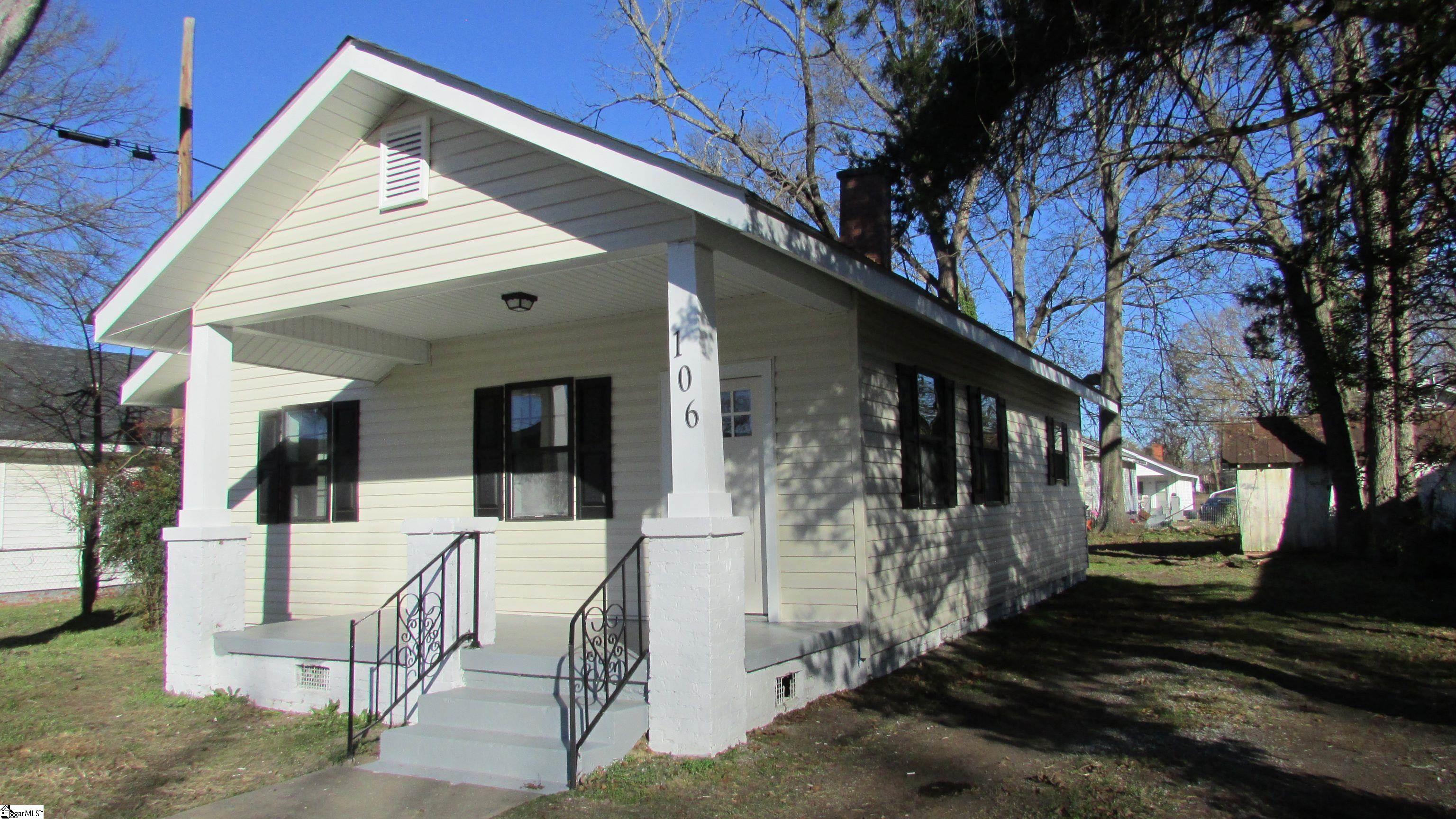 106 Florence Street Clinton, SC 29325 - Photo 2 of 13