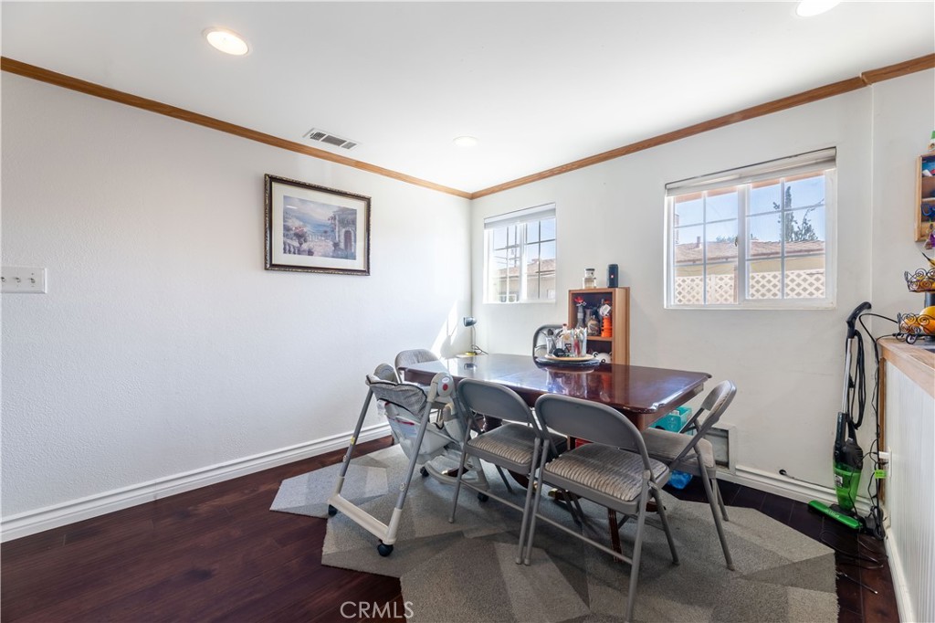 11203 Sheldon Street Sun Valley, CA 91352 - Photo 19 of 57 Dining Area