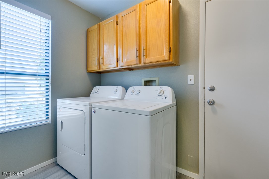 2713 Knightsbridge Road Henderson, NV 89074 - Photo 18 of 21 Laundry room