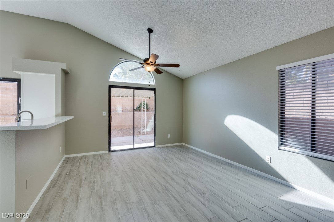 2713 Knightsbridge Road Henderson, NV 89074 - Photo 4 of 21 Dining area