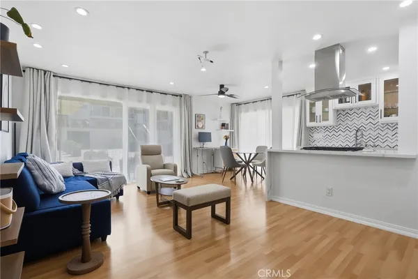 $750,000 | 1600 Ardmore Avenue, Unit 134, Hermosa Beach, CA 90254