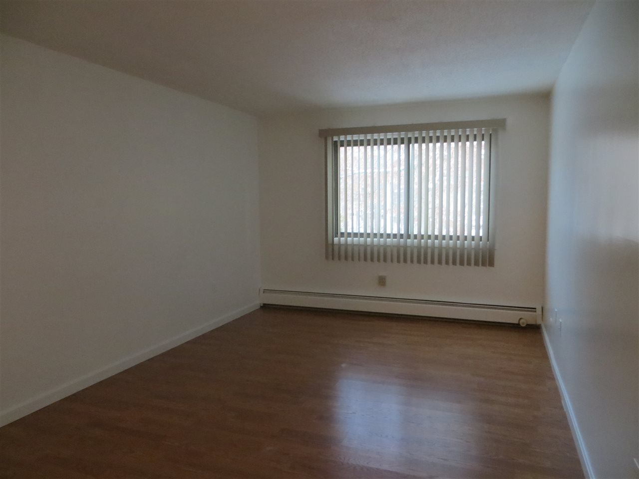5 Strawberry Bank Road, Unit 8 Nashua, NH 03062 - Photo 11 of 28