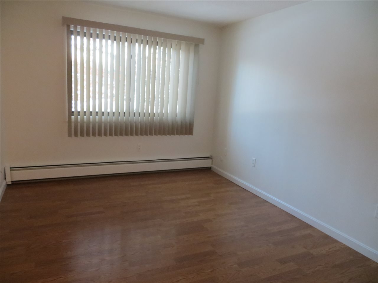 5 Strawberry Bank Road, Unit 8 Nashua, NH 03062 - Photo 10 of 28