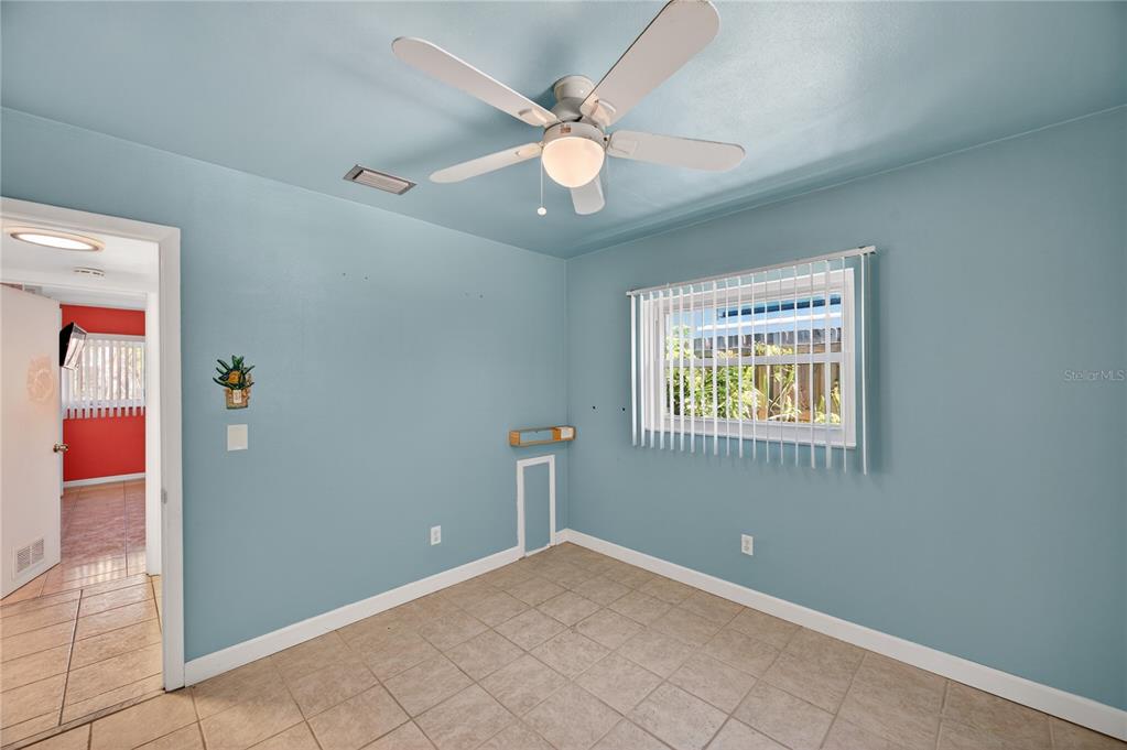 1417 Spring Lane Clearwater, FL 33755 - Photo 16 of 28 en view interior of the house