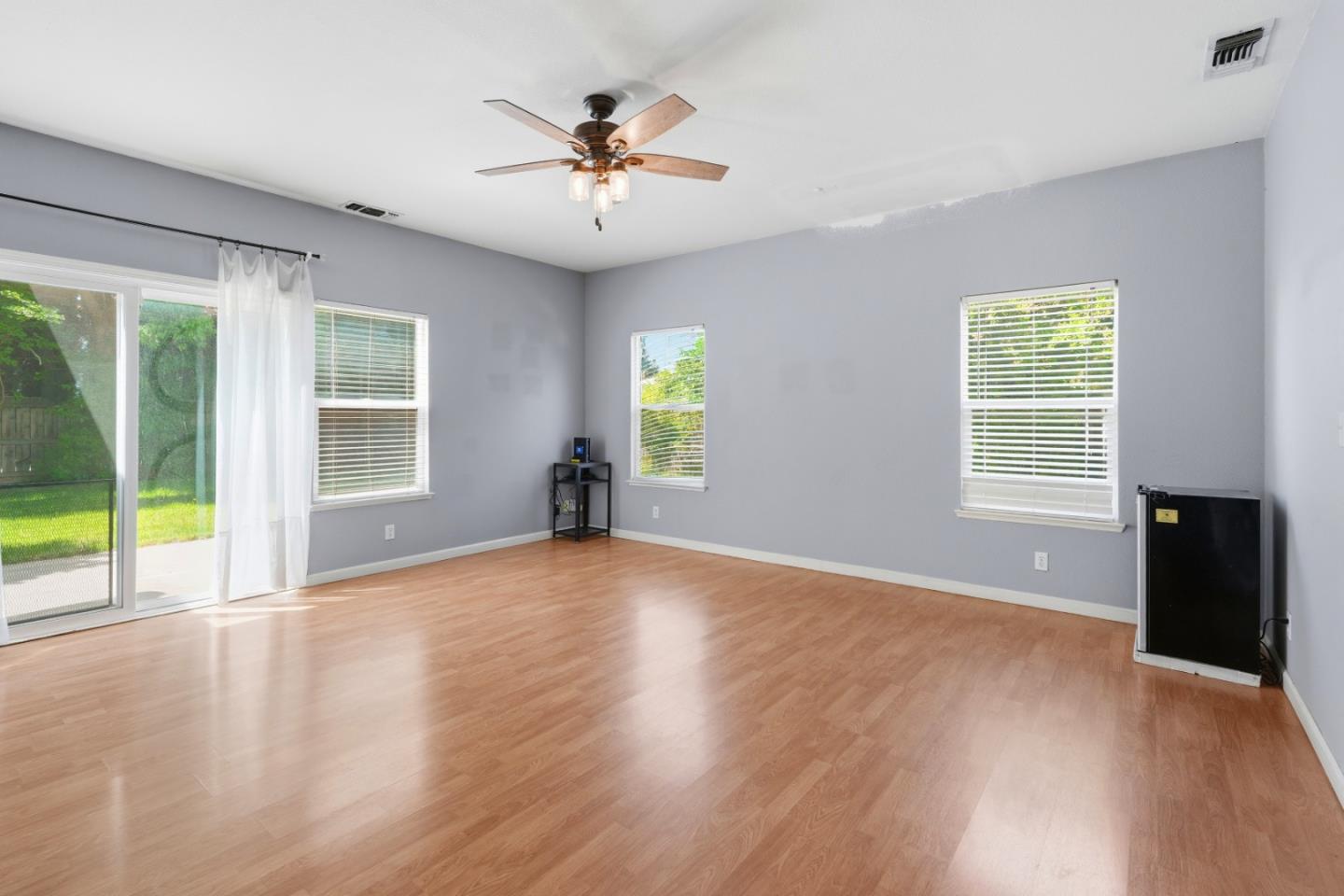 3712 Bold Ruler Court Modesto, CA 95355 - Photo 8 of 43