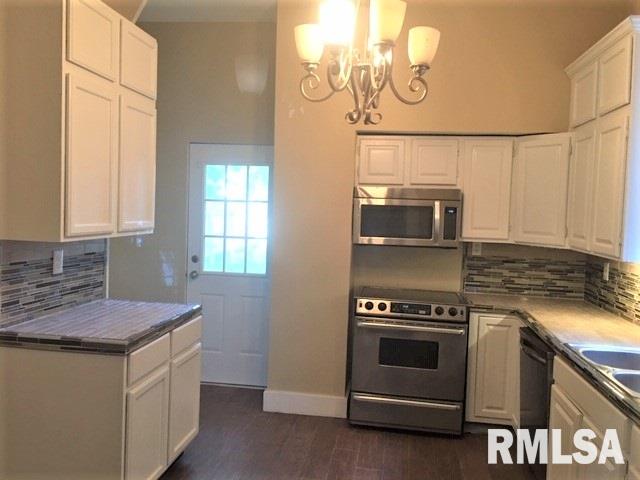 816 North 7th Street Springfield, IL 62702 - Photo 14 of 32