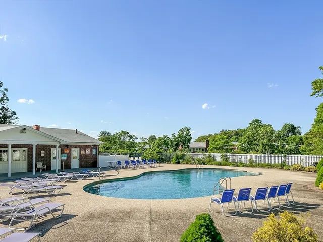 $279,900 | 42 Bayberry Drive, Unit 1, Sharon, MA 02067