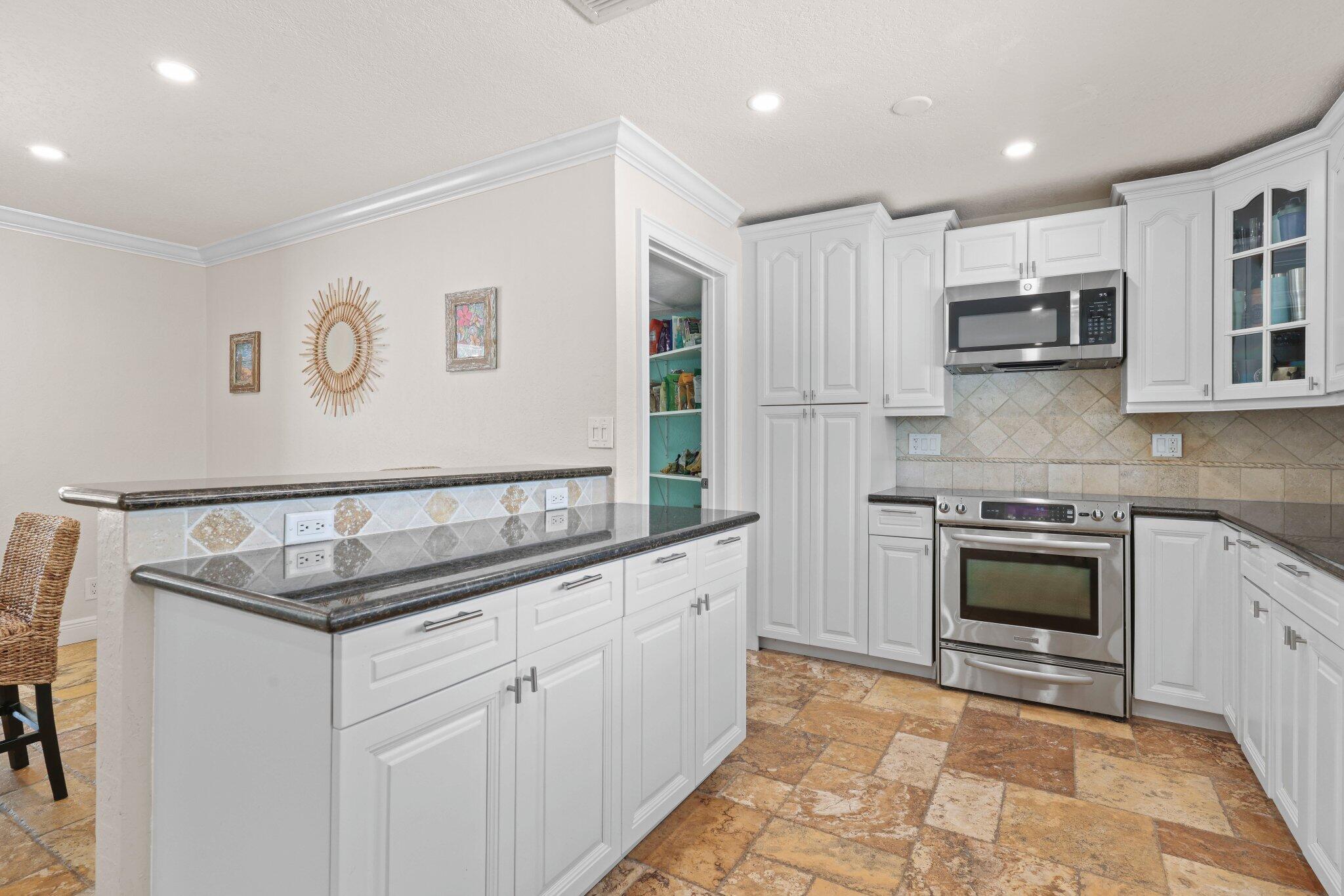1082 Southwest 3rd Street Boca Raton, FL 33486 - Photo 15 of 61 1082 Southwest 3rd St - 15.jpg-SMALL
