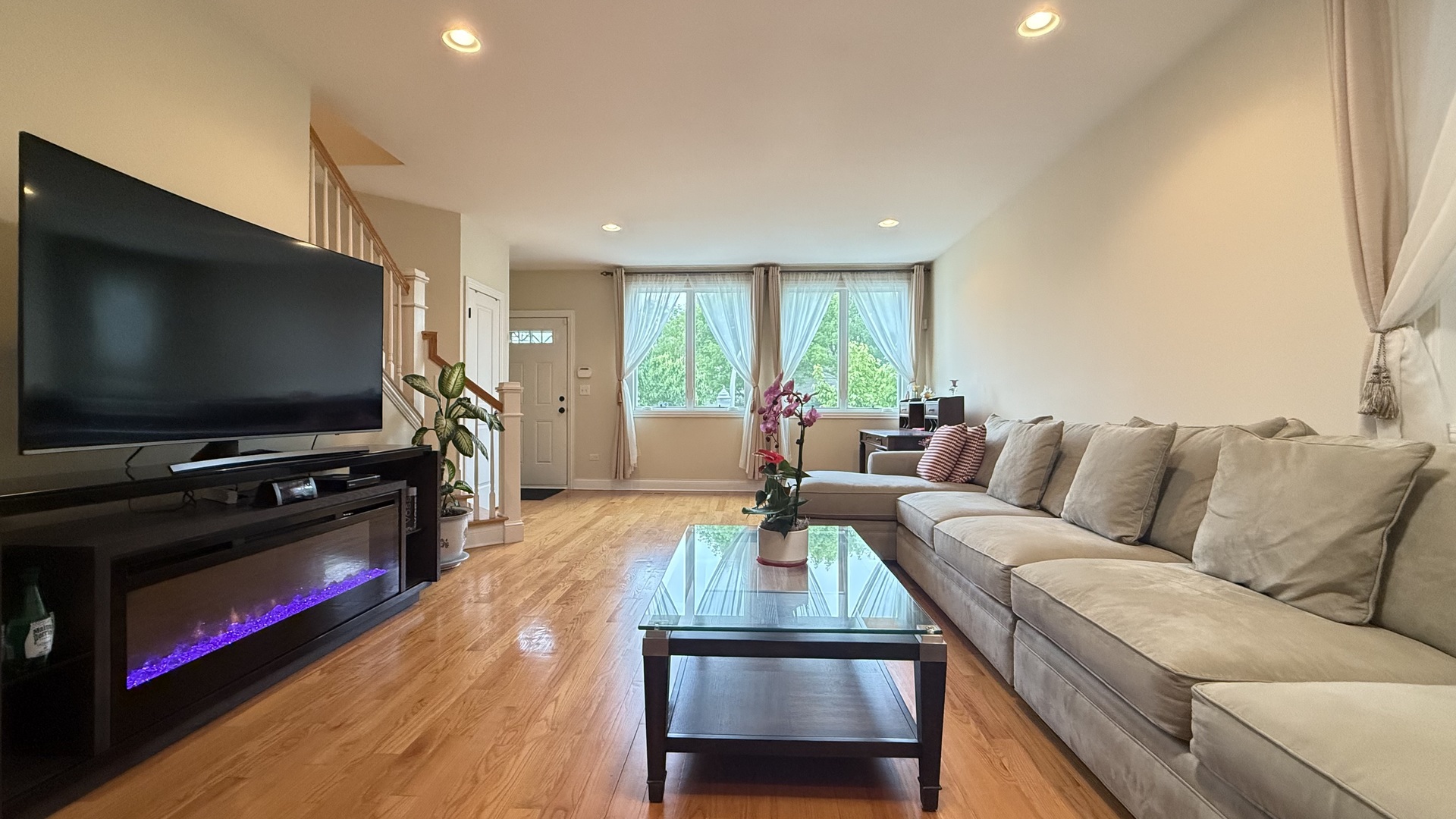 2145 West 32nd Street Chicago, IL 60608 - Photo 3 of 33