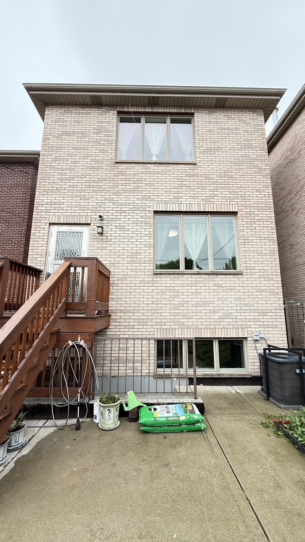 2145 West 32nd Street Chicago, IL 60608 - Photo 31 of 33