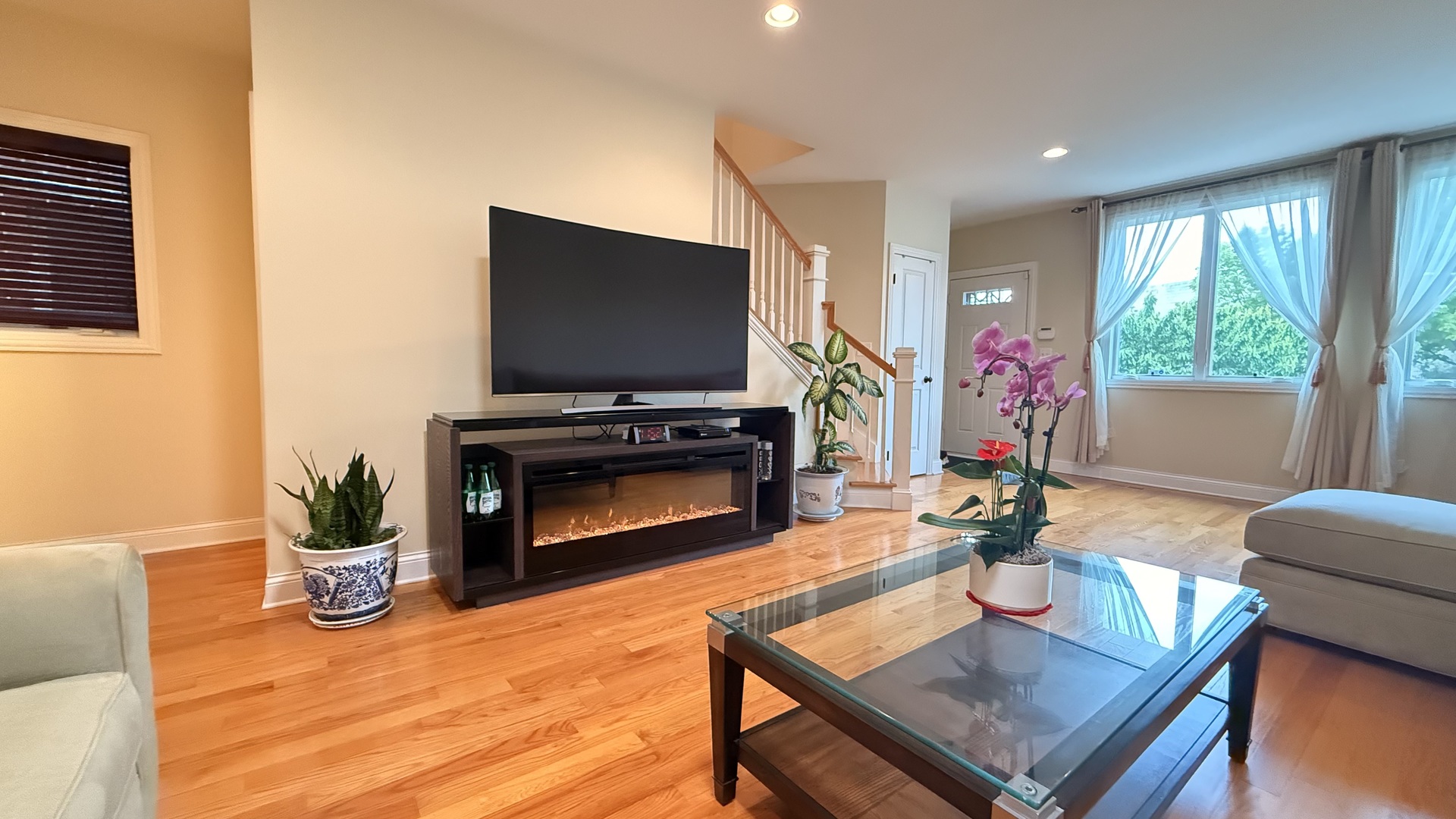 2145 West 32nd Street Chicago, IL 60608 - Photo 4 of 33