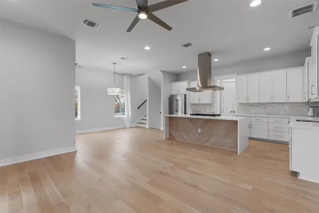 $3,300 | 5002 Pecan Springs Road, Unit 1, Austin, TX 78723