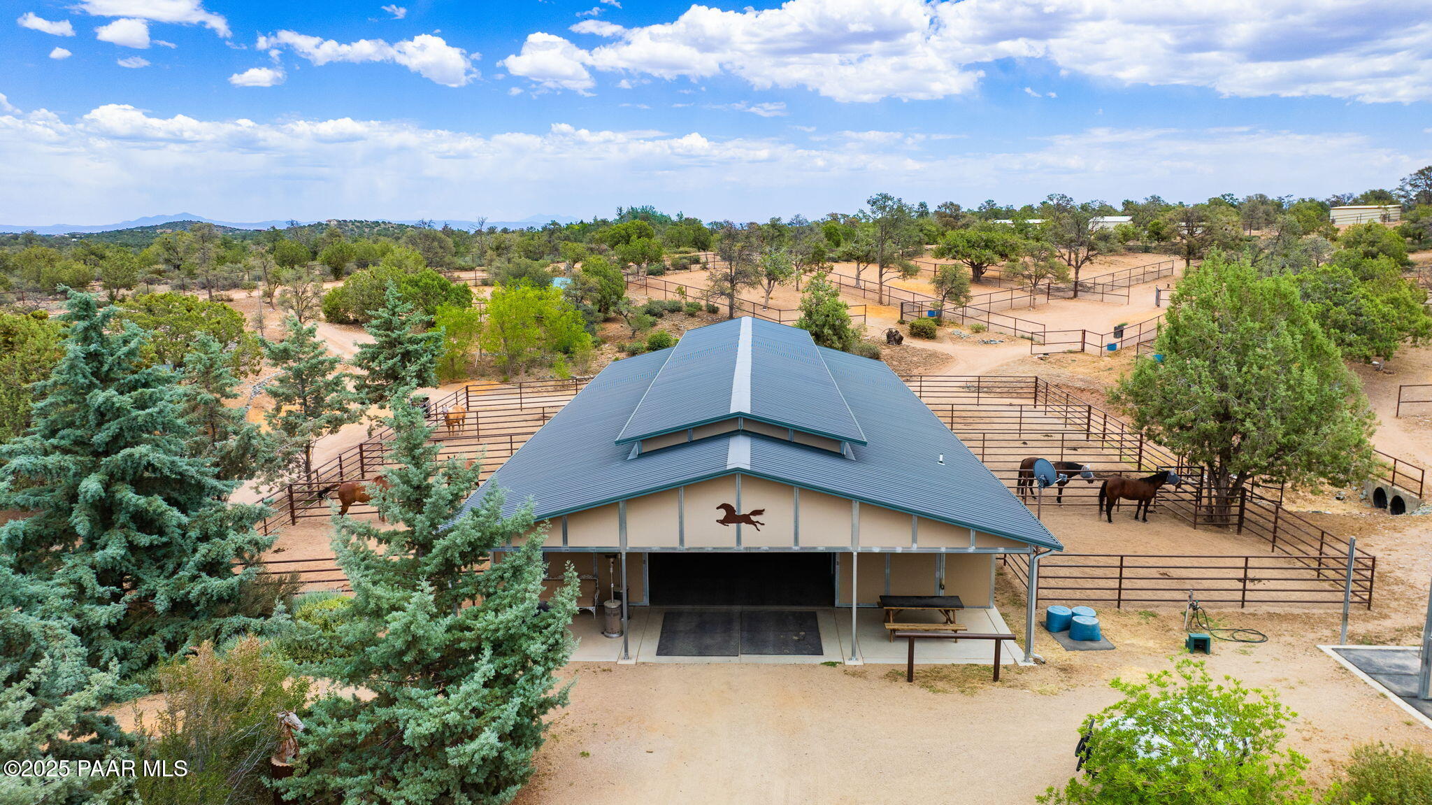 13225 North Bull Run Road Prescott, AZ 86305 - Photo 3 of 76 a view of a terrace with sitting area