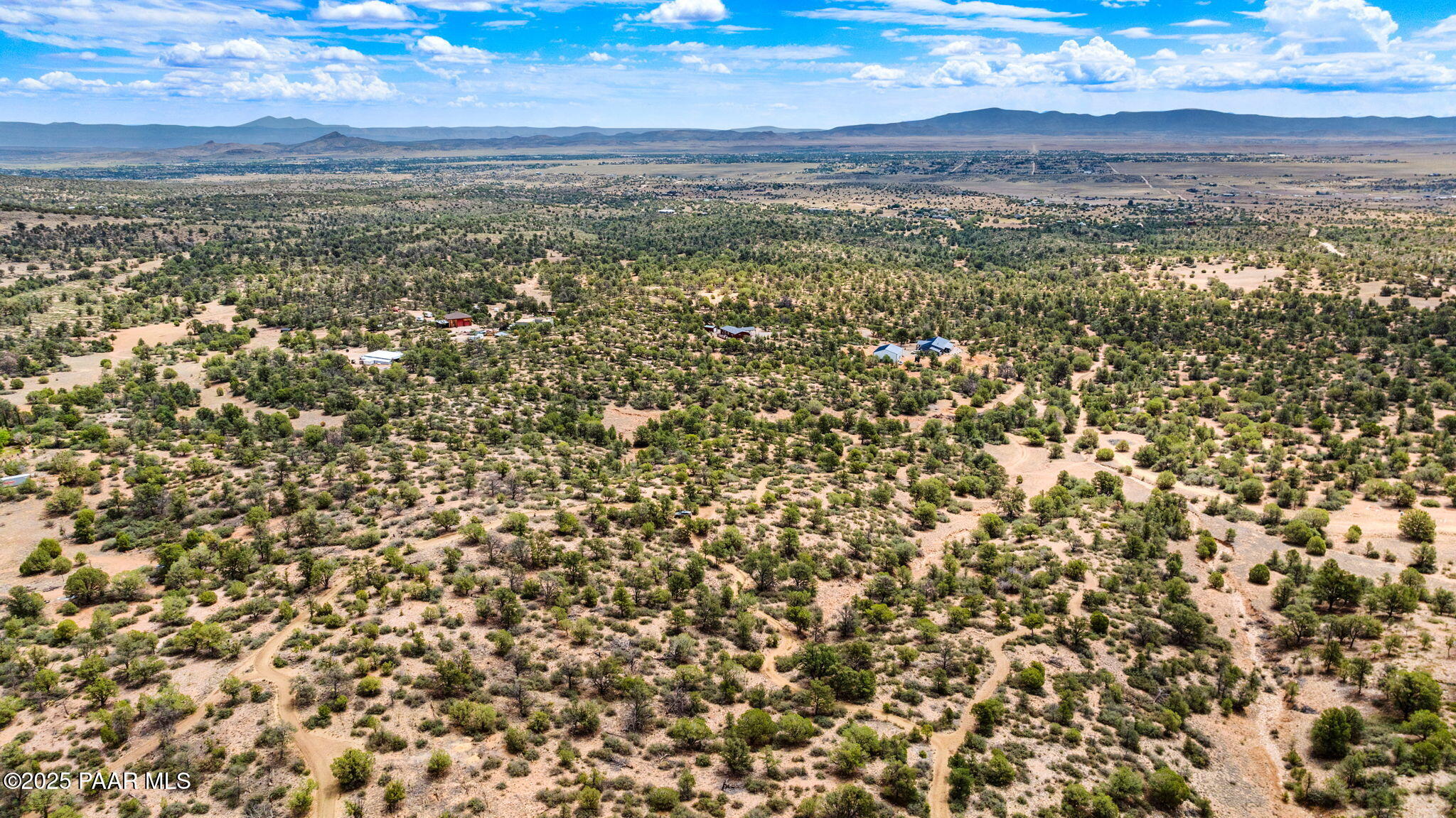 13225 North Bull Run Road Prescott, AZ 86305 - Photo 45 of 76 a view of an ocean