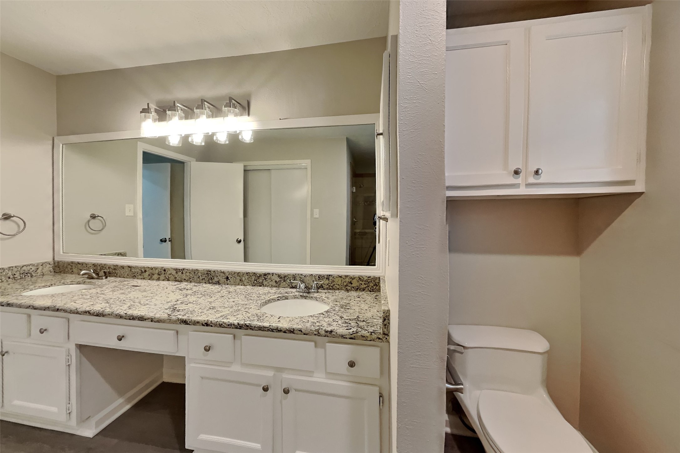 64 Hickory Oak Drive Spring, TX 77381 - Photo 9 of 19
