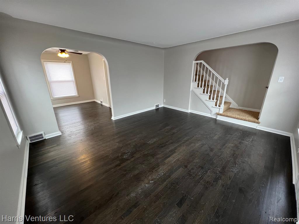 21730-34 Moross Road Grosse Pointe, MI 48236 - Photo 5 of 15