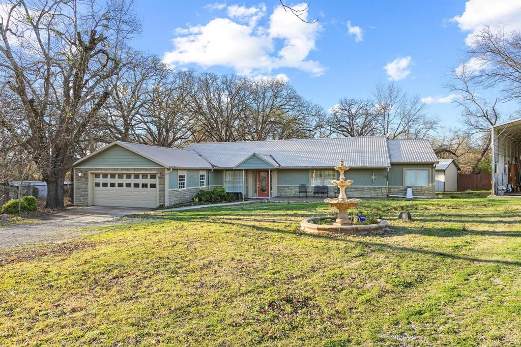 1053 Paradise Cove Road Pottsboro, TX 75076 - Photo 26 of 35 Ranch style lake house with big yard