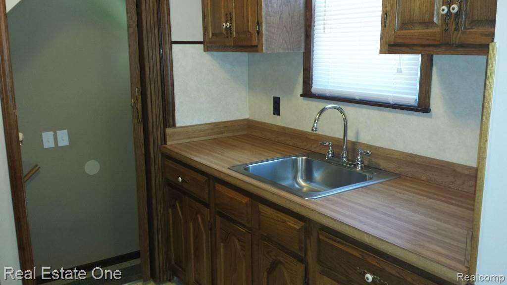 18246 Reed Street Melvindale, MI 48122 - Photo 15 of 34