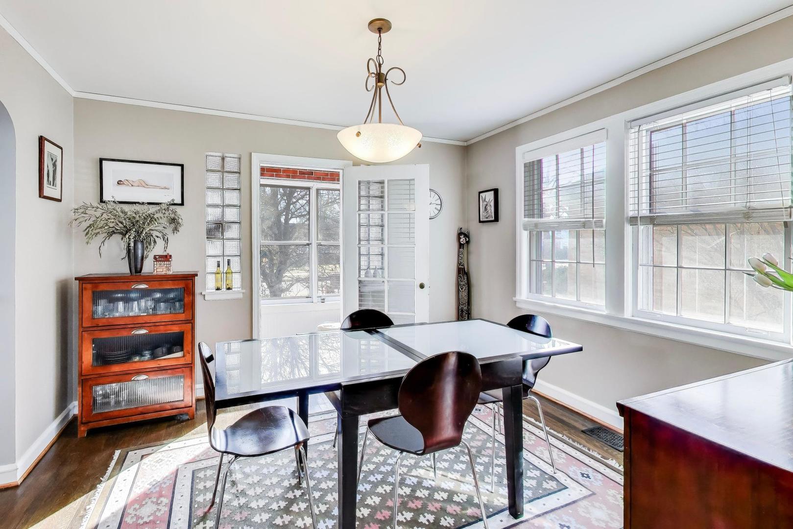 1507 Cleveland Street Evanston, IL 60202 - Photo 12 of 48