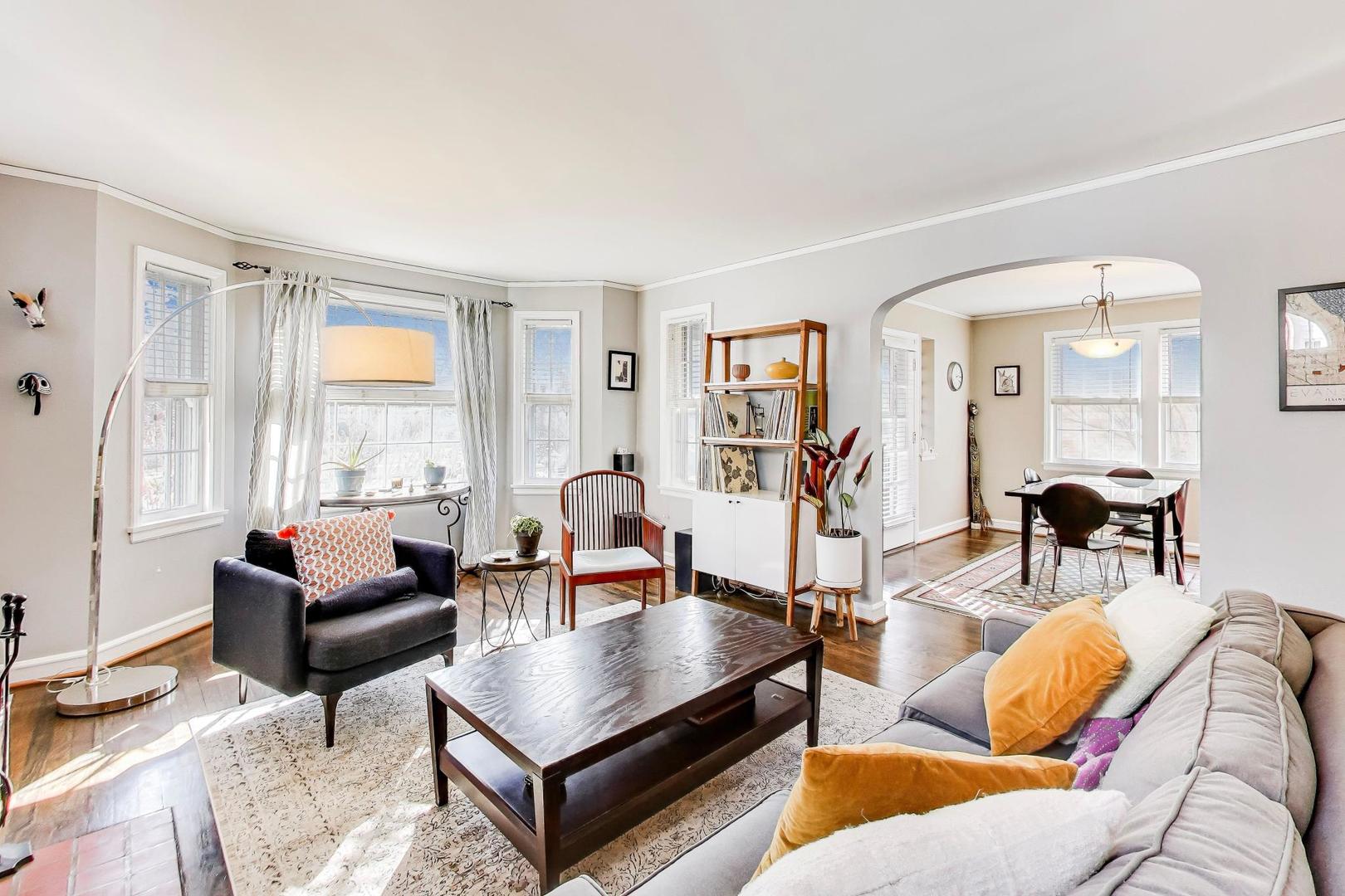 1507 Cleveland Street Evanston, IL 60202 - Photo 9 of 48