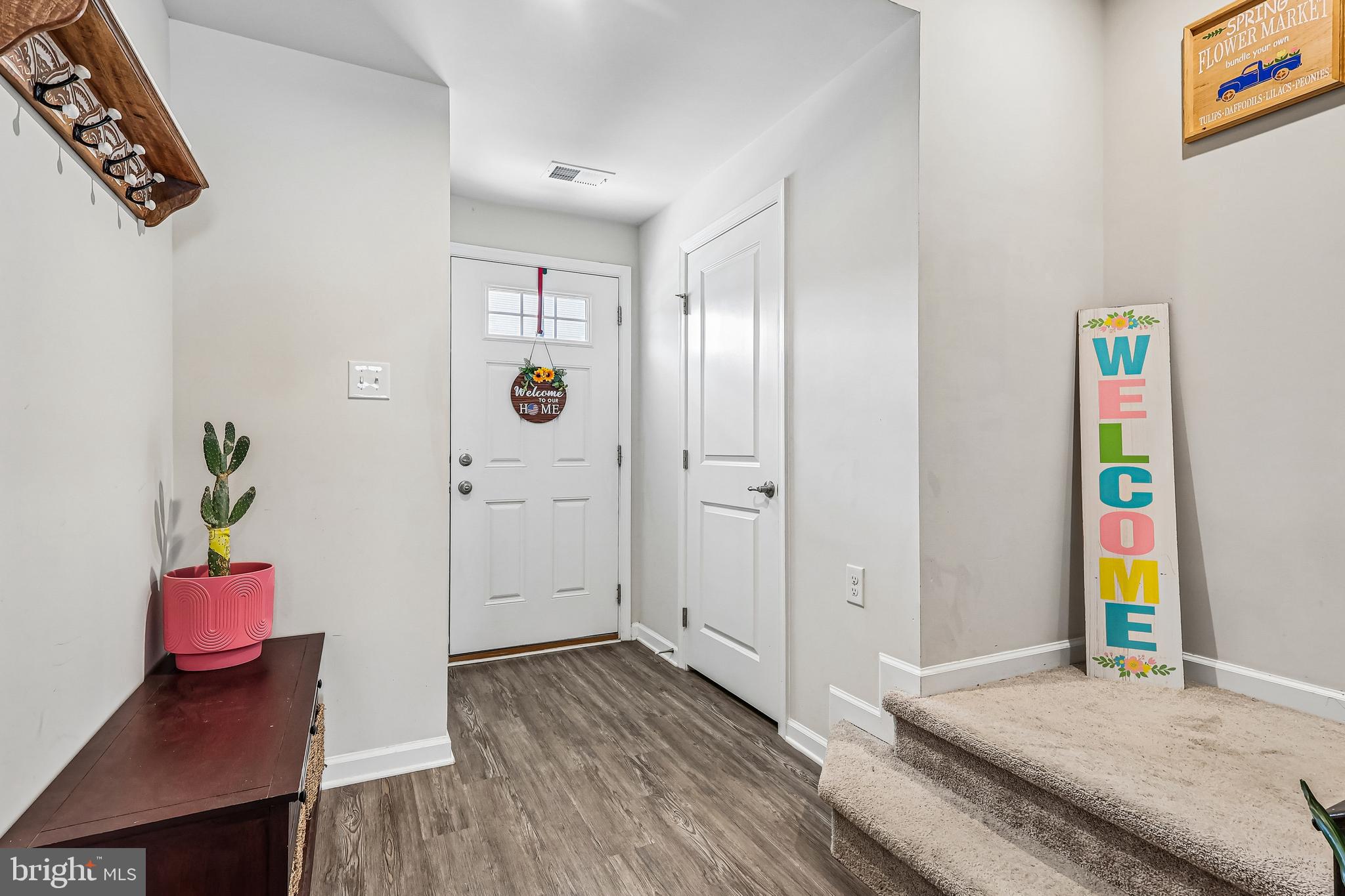 138 Pinnacle Place Sewell, NJ 08080 - Photo 7 of 52 a view of an entryway with wooden floor