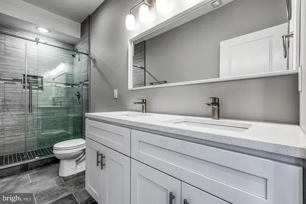 $1,800,000 | 1316 South Broad Street, Philadelphia, PA 19146