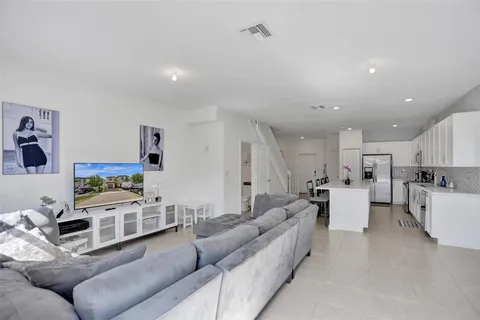 $465,000 | 25169 Southwest 108th Avenue, Homestead, FL 33032