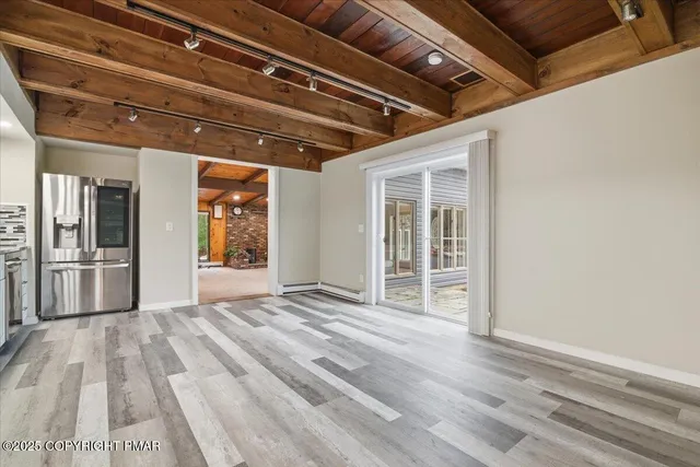 $825,000 | 1122 Highway 739, Milford, PA 18337