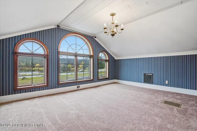 $825,000 | 1122 Highway 739, Milford, PA 18337