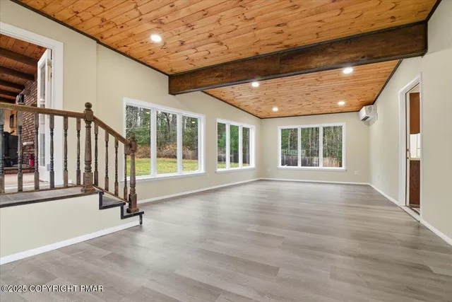 $825,000 | 1122 Highway 739, Milford, PA 18337