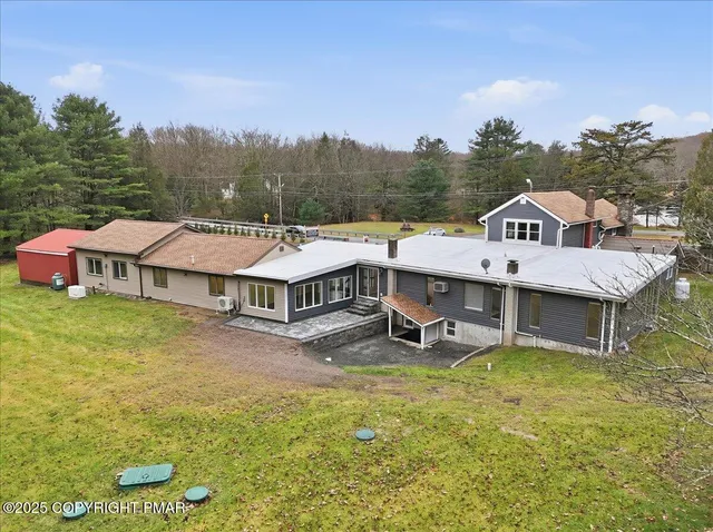 $825,000 | 1122 Highway 739, Milford, PA 18337