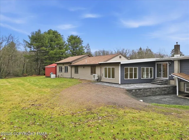 $825,000 | 1122 Highway 739, Milford, PA 18337