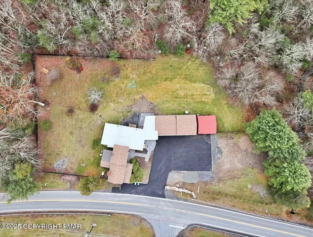 $825,000 | 1122 Highway 739, Milford, PA 18337