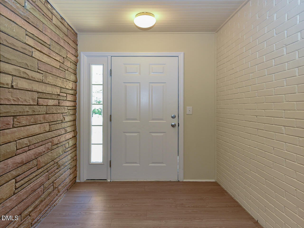4916 Western Boulevard Raleigh, NC 27606 - Photo 5 of 18 Interior - front door - OK