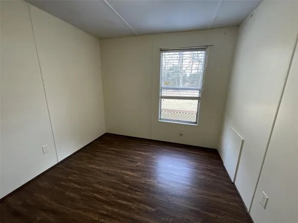 $1,350 | 1053 Vz County Road 1927, Edgewood, TX 75117