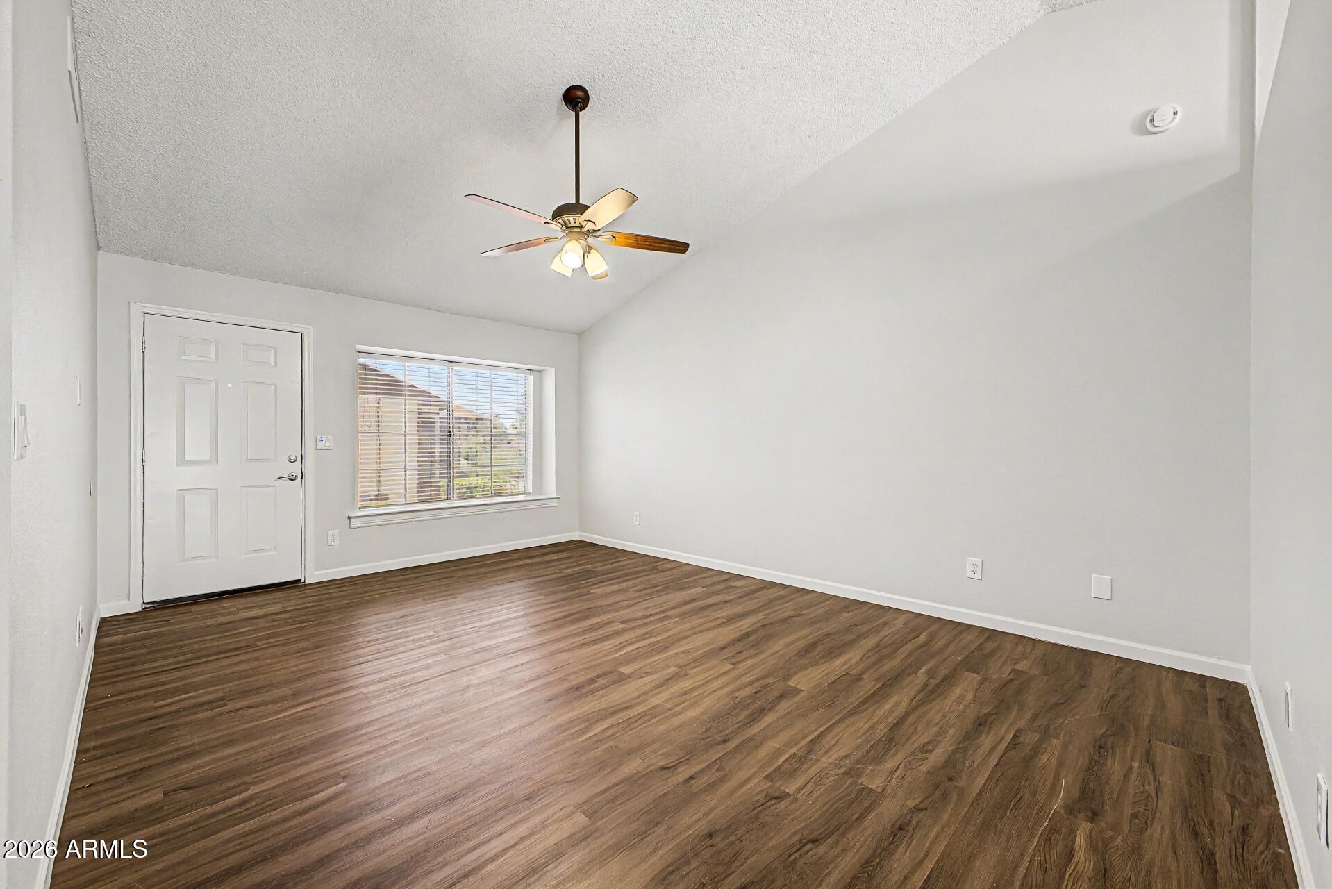 1055 North Recker Road, Unit 1045 Mesa, AZ 85205 - Photo 5 of 35 04-Recker