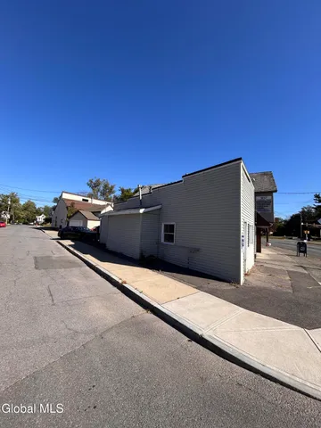 $5,000 | 1679 Broadway, Schenectady, NY 12306