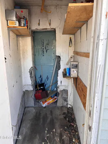 $5,000 | 1679 Broadway, Schenectady, NY 12306