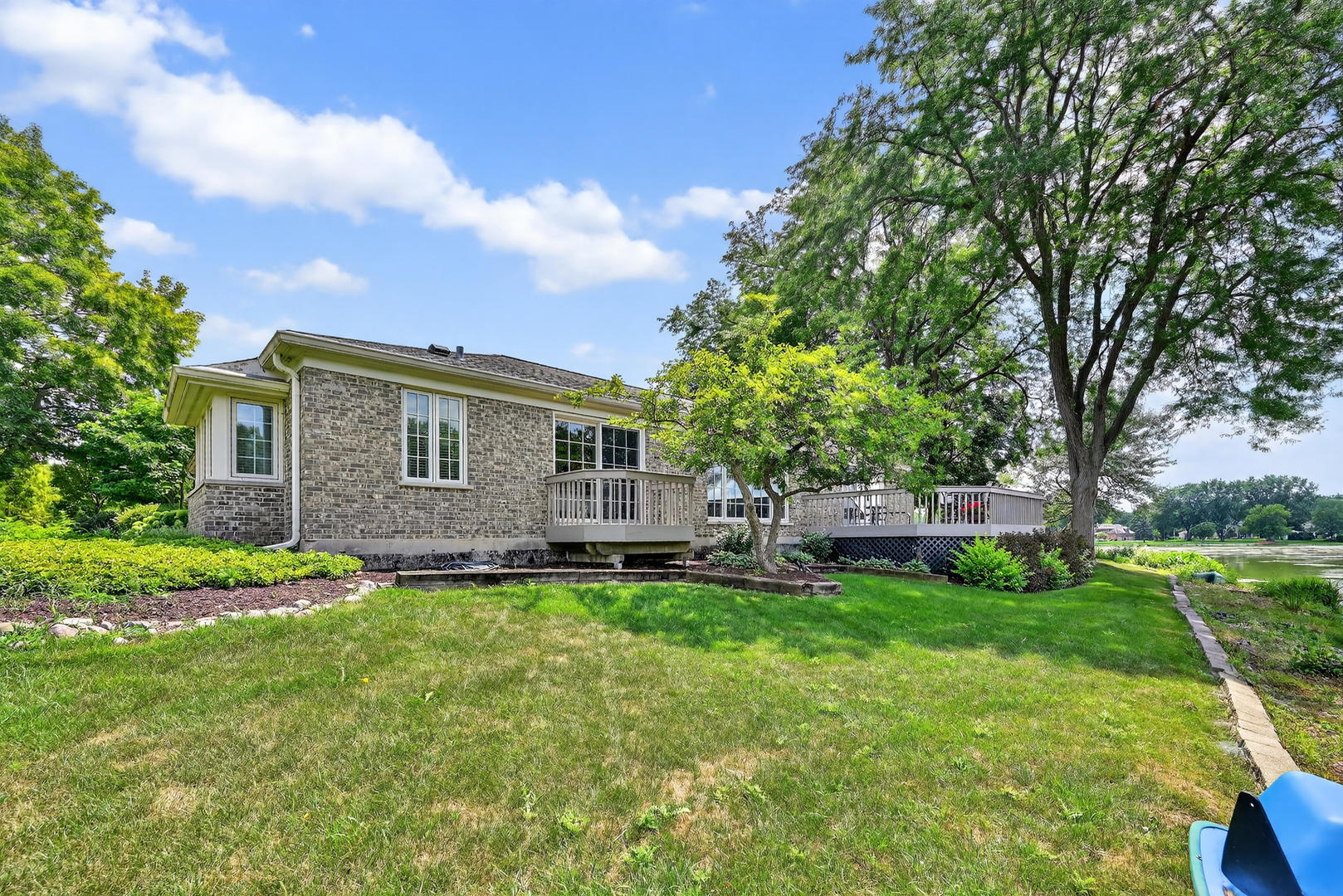 1288 The Point Street Barrington, IL 60010 - Photo 23 of 34