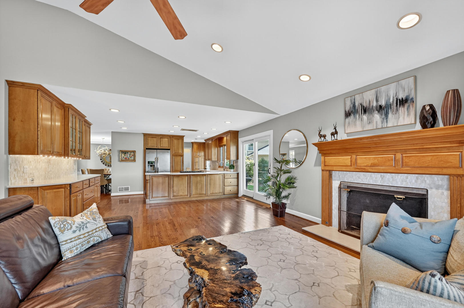 1288 The Point Street Barrington, IL 60010 - Photo 7 of 34