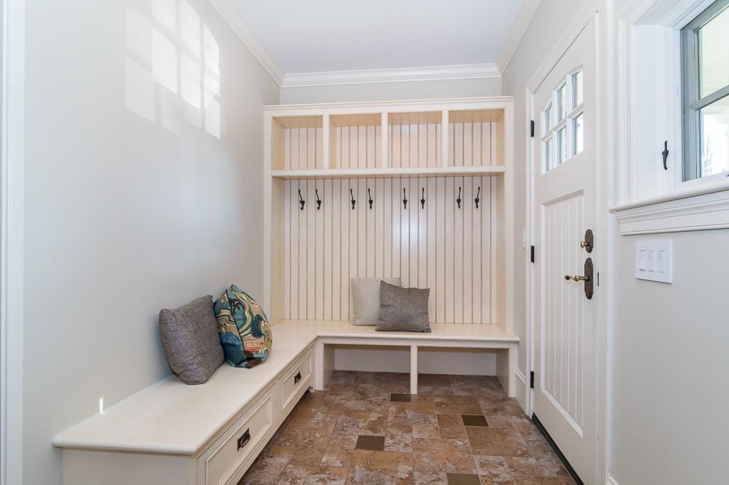 41 Highgate Road Wellesley, MA 02481 - Photo 23 of 24 a living room with furniture and a window